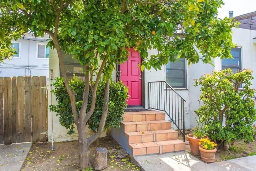 Charming In Bankers Hill Holiday home