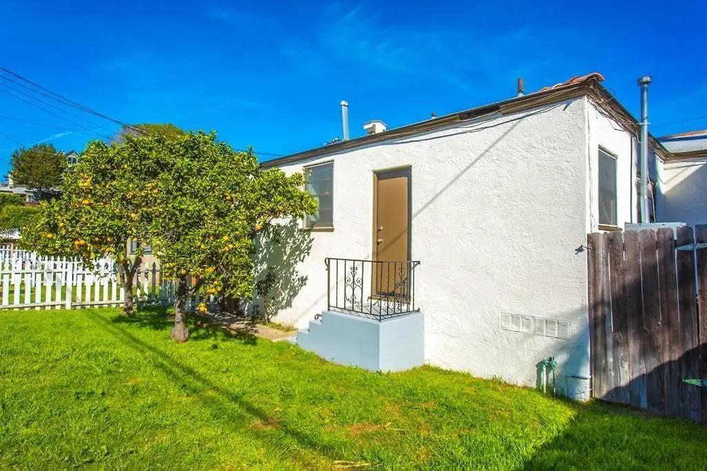 Charming In Bankers Hill Holiday home *