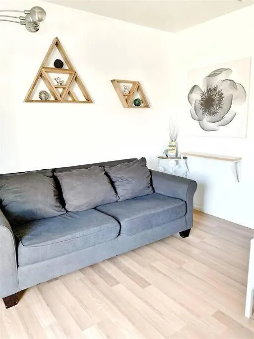 Charming In Bankers Hill *