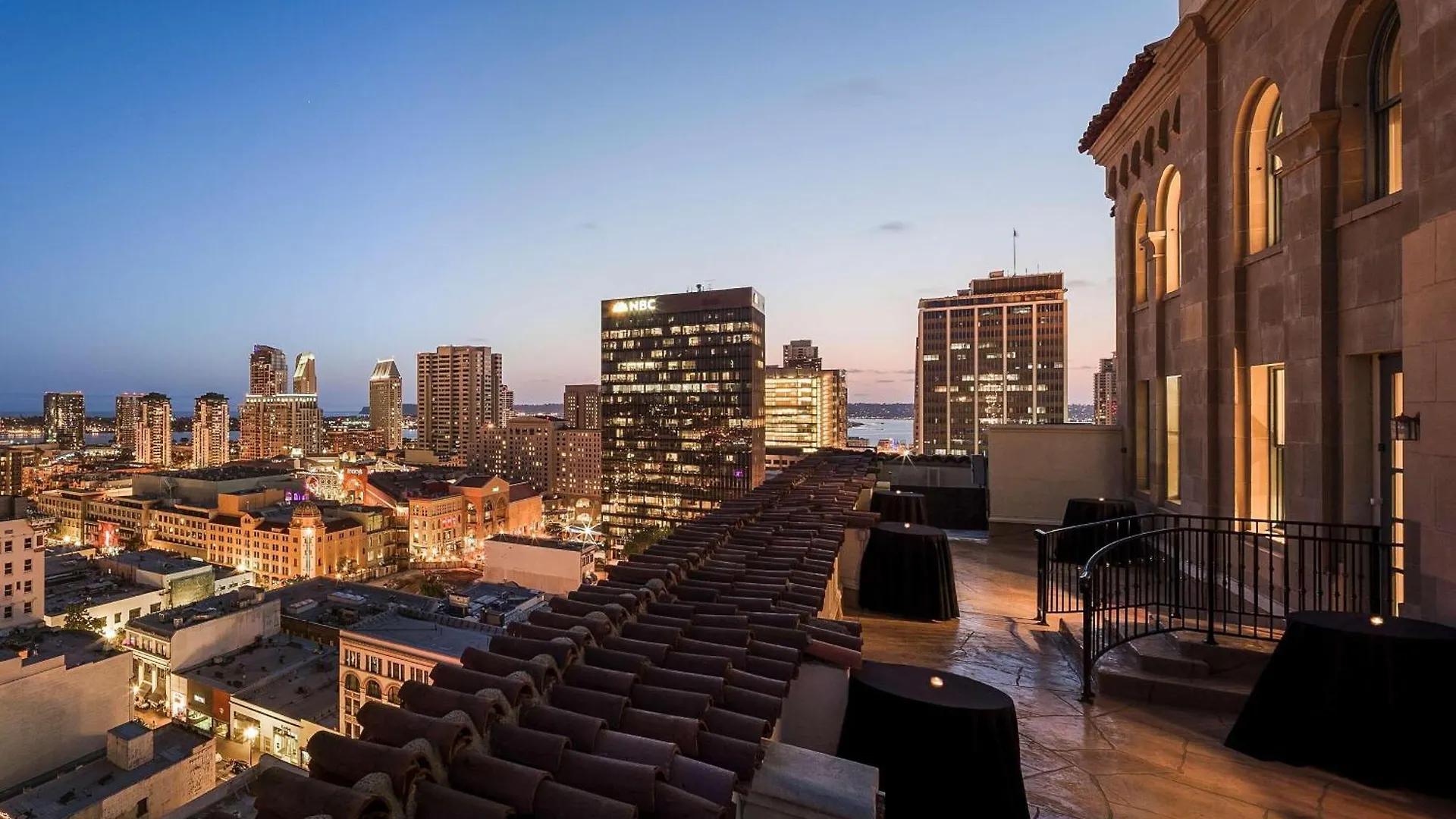 Hotel Courtyard By Marriott Downtown San Diego