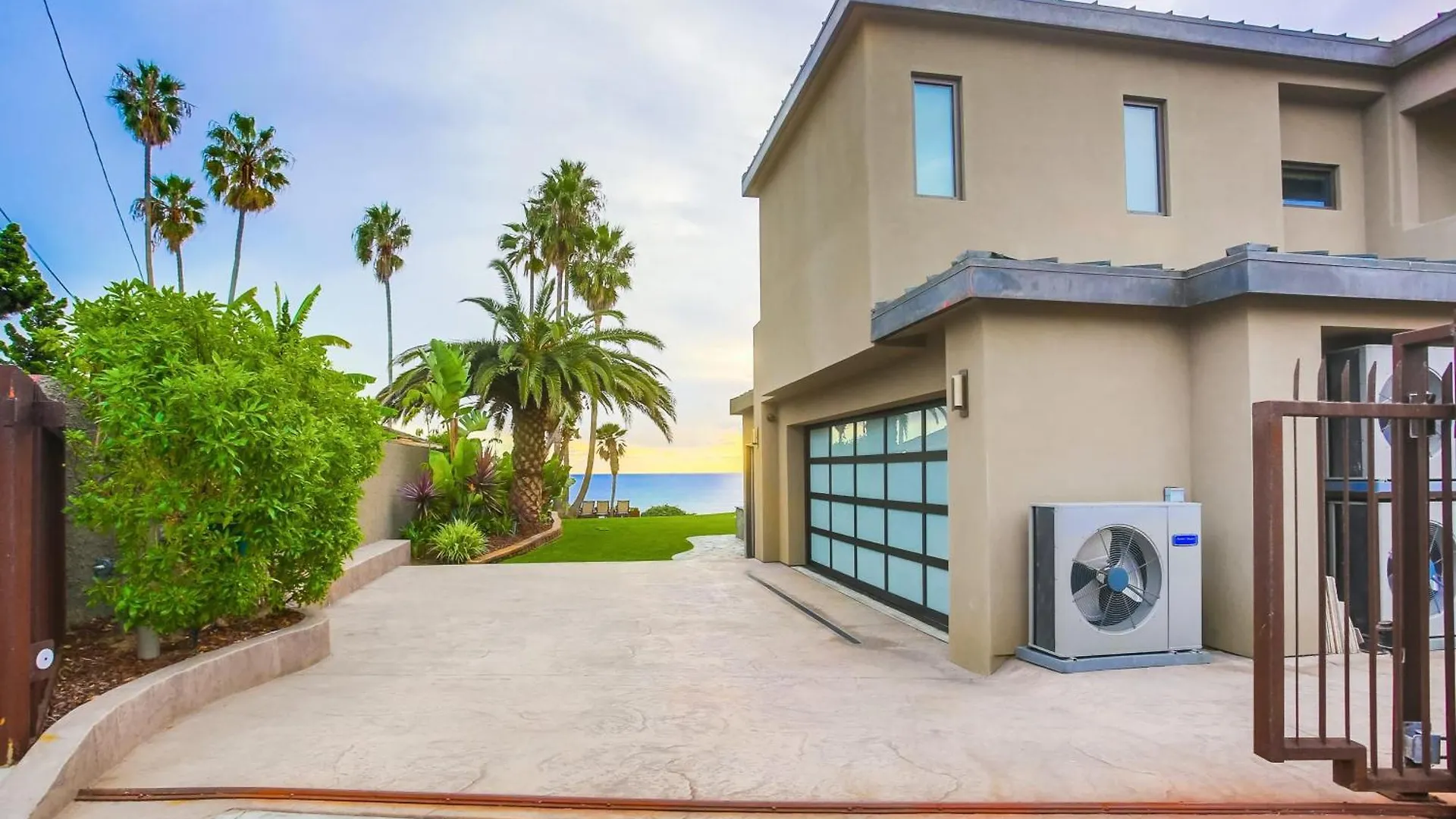 Sea Ridge By Avantstay Oceanfront W Pool Hot Tub Fire Pit Holiday home