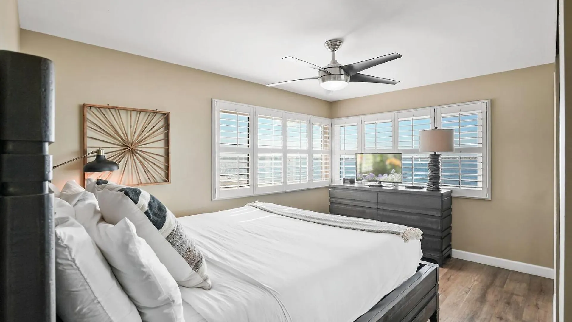 Riviera By Avantstay Beachfront Private Access Poolhot Tub Oceanview Holiday home *
