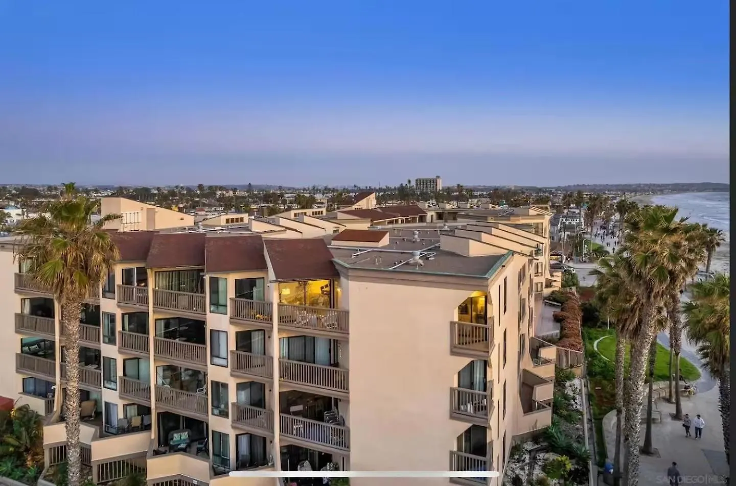 Penthouse At Pacific Crystal Pier * San Diego