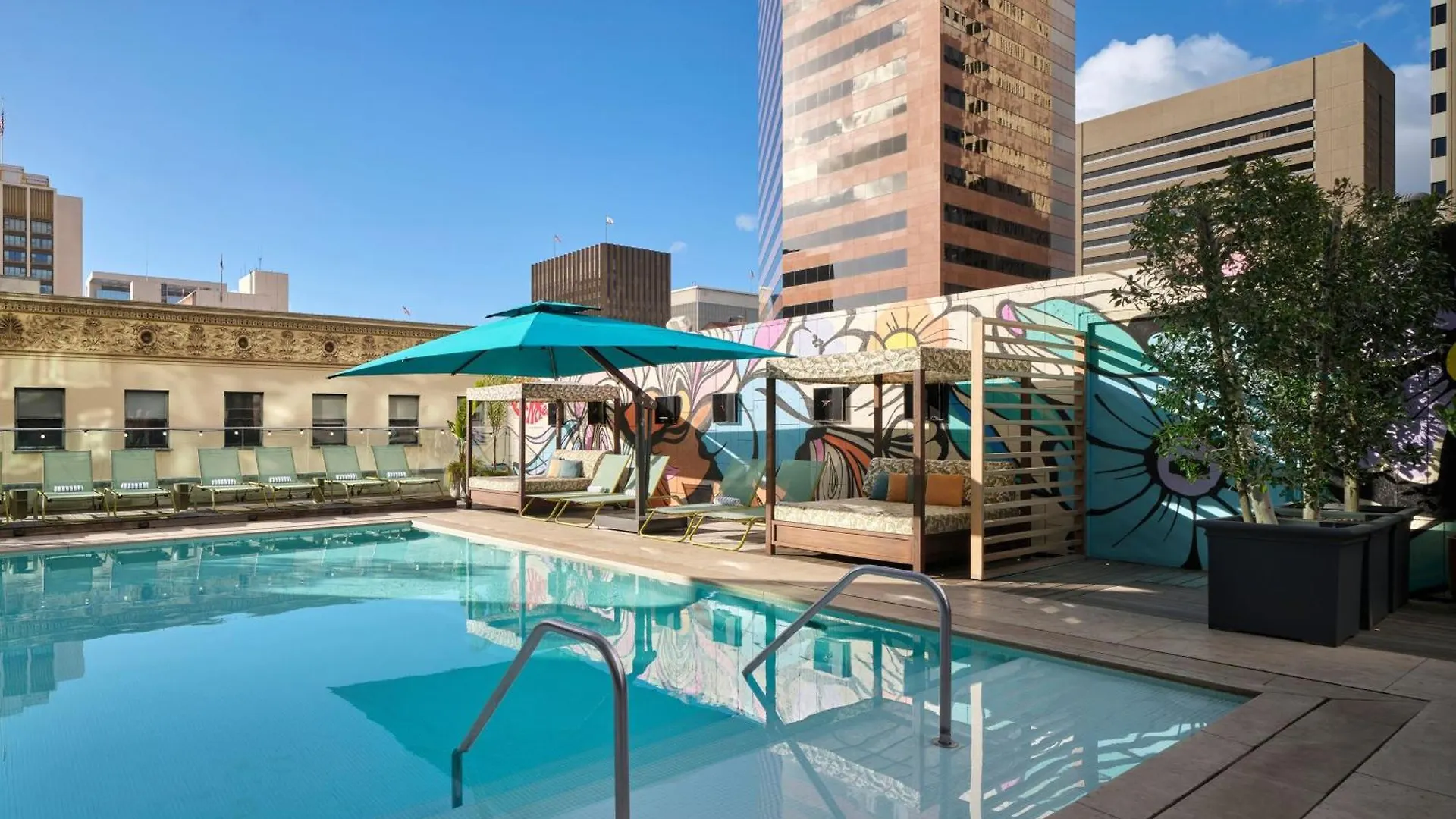 Alma Downtown, A Tribute Portfolio Hotel 4*