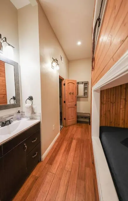 Bamboo Loft 6br, 24 Guests 度假居 *