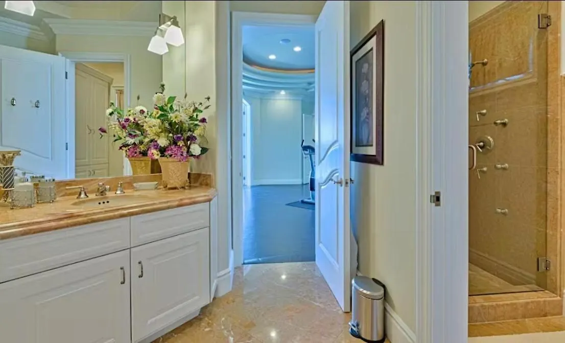 Seascape Estate *