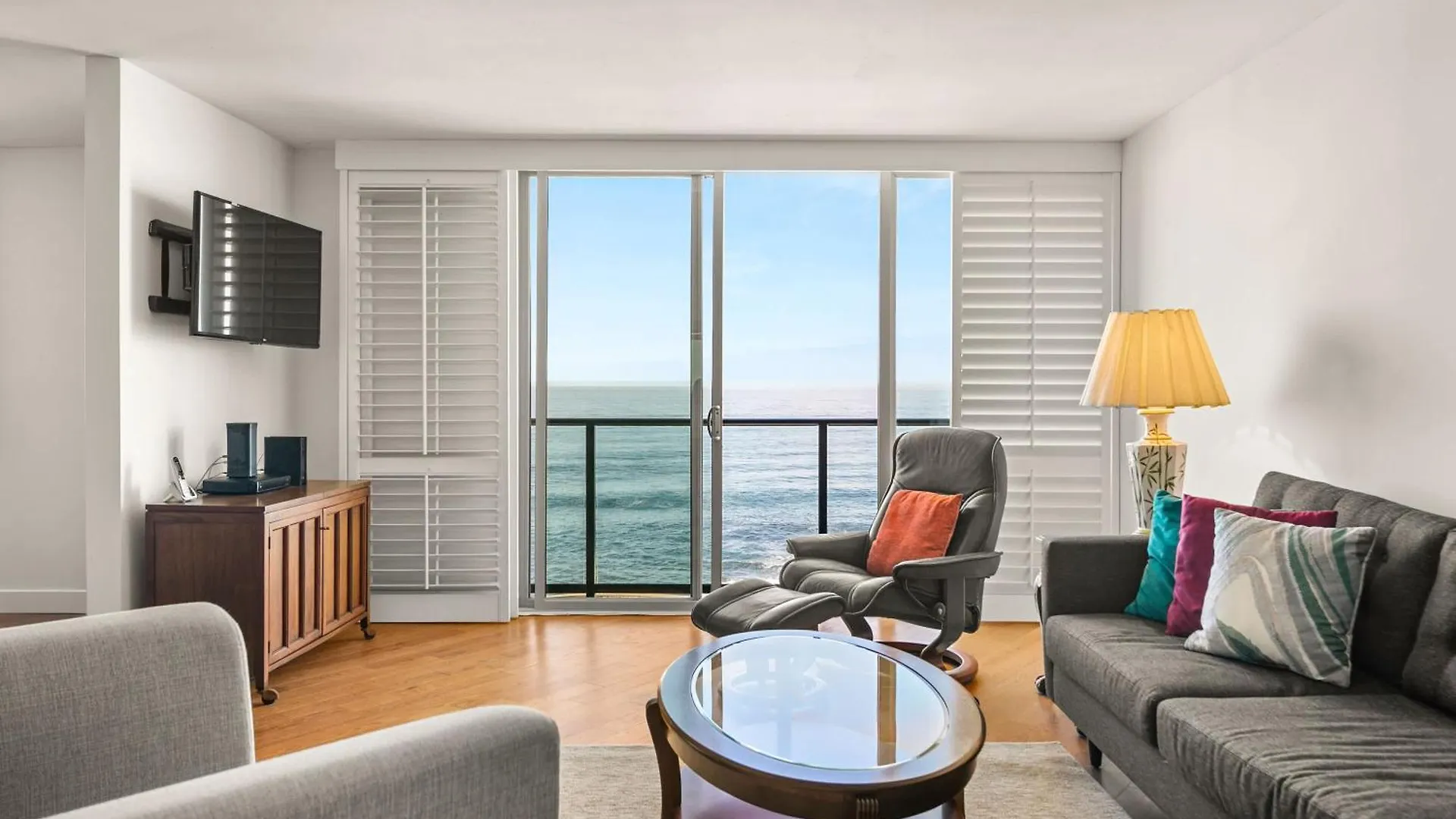Waterfront Unmatched Views And Prime Location San Diego