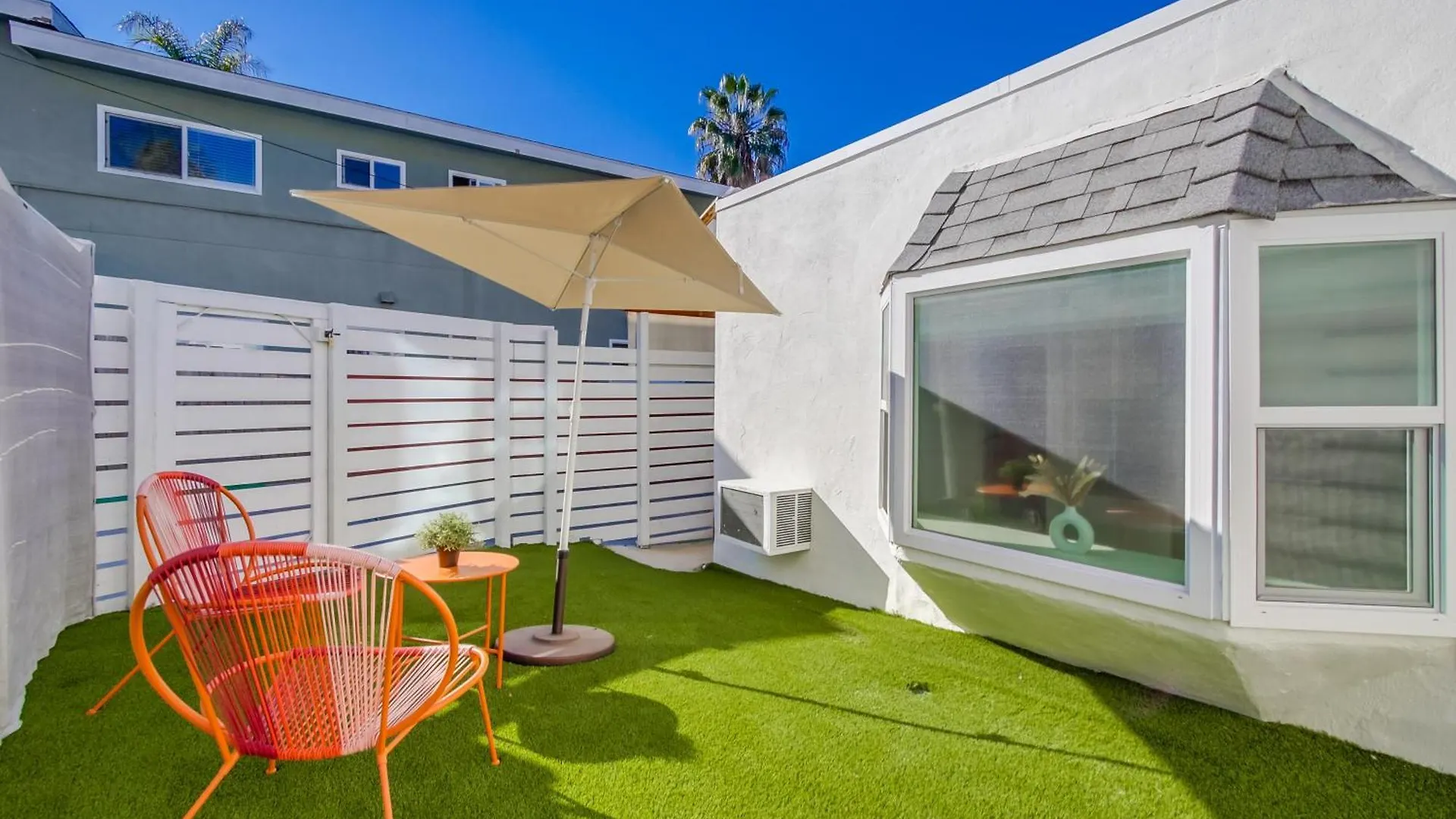 Verde- Free Parking, * San Diego