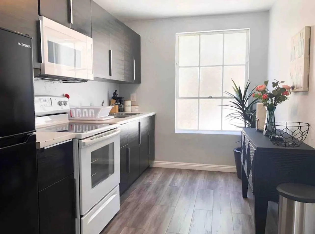 2bdrm Gaslamp Conv Cntr - W Parking & 5 Beds #3 *