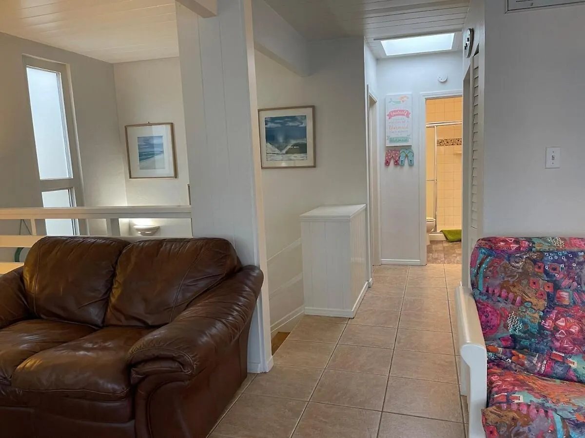 South Mission Oceanview Duplex Holiday home *