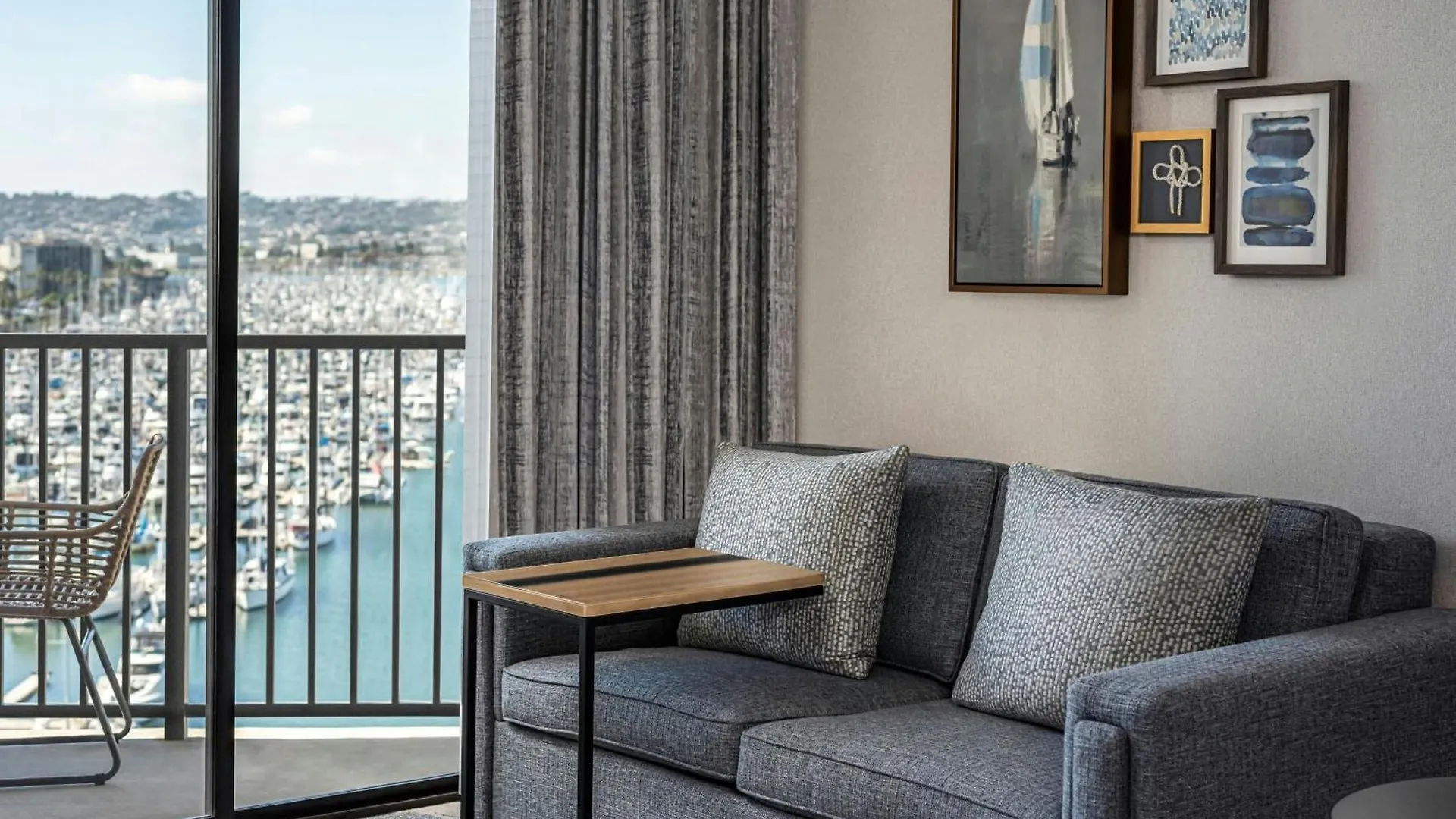 Sheraton 4*