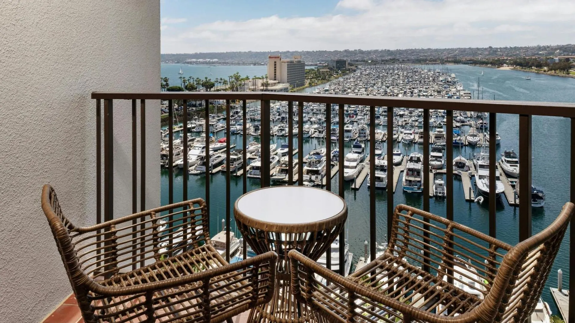 Sheraton 4*