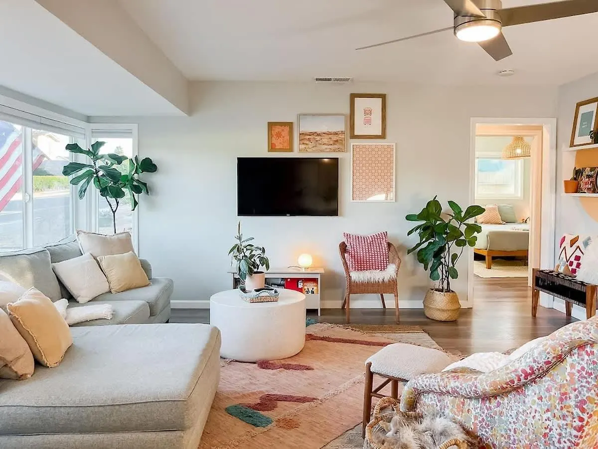 Private Near Gas Lamp North Park & Beaches San Diego