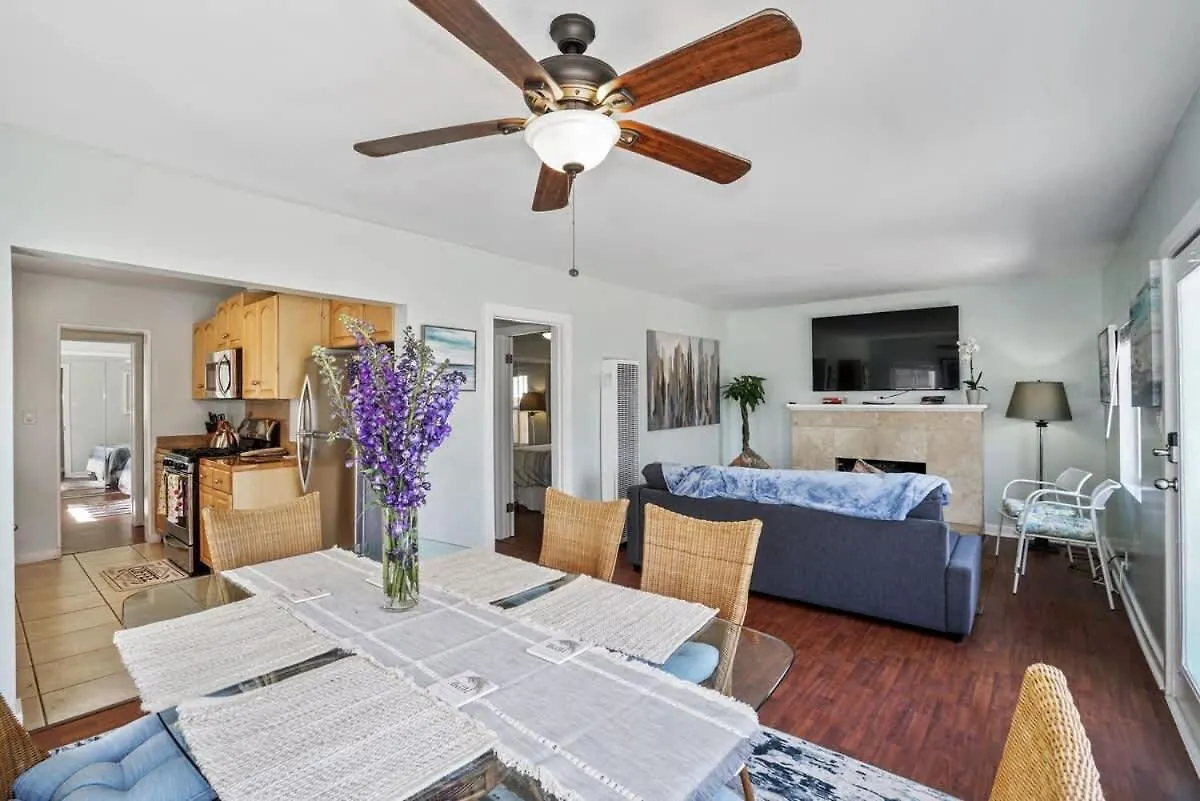 3bed 2bath Steps To The In Mb 公寓 *