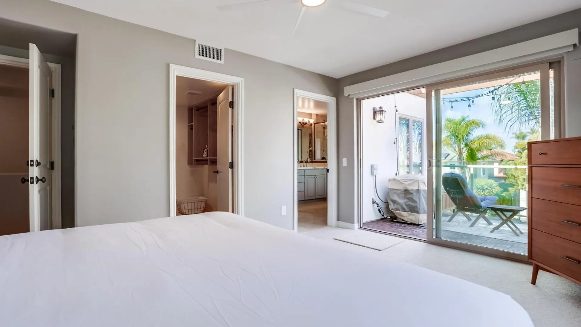 Marine Dream Brand New Listing! San Diego