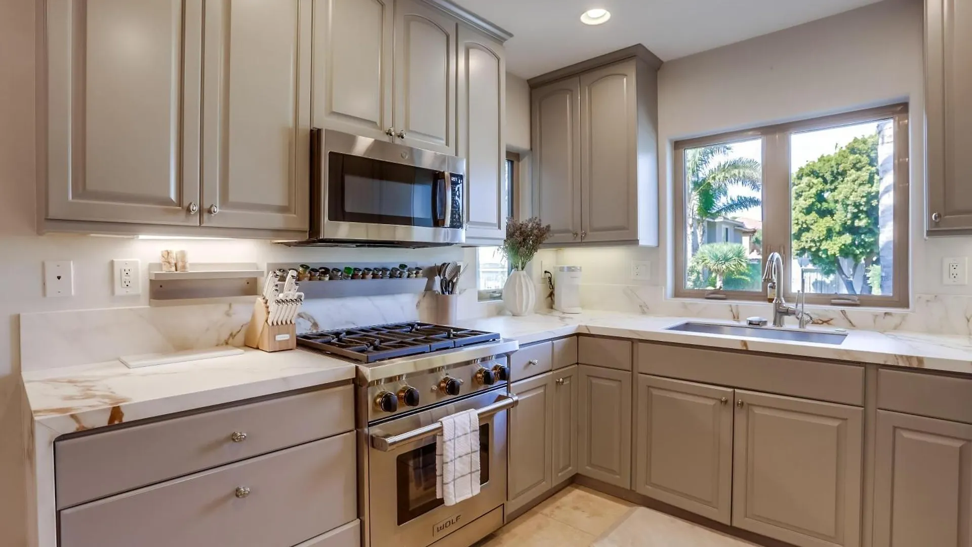 Marine Dream Brand New Listing! San Diego
