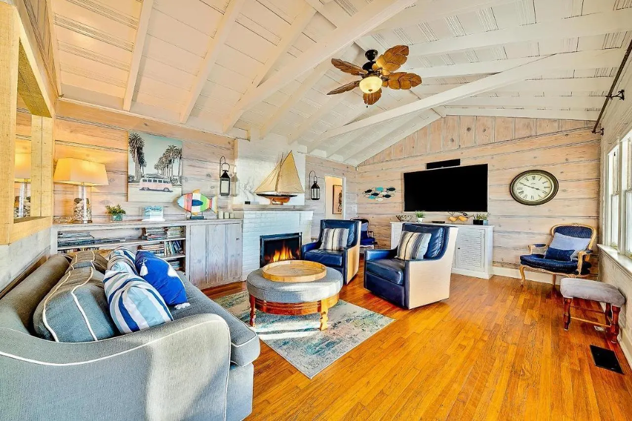 Holiday home C402 - Paradise By The Sea *