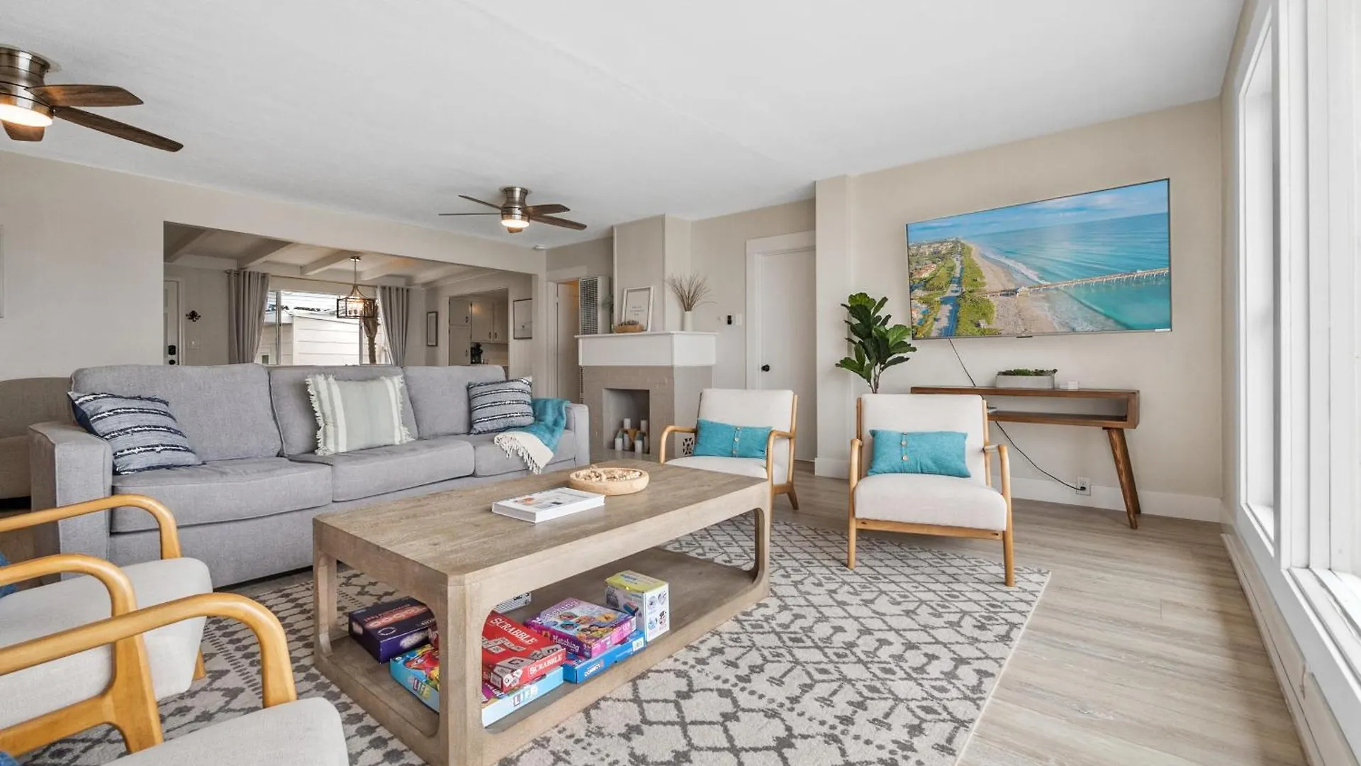 P1486m - Cliffs Oceanfront
