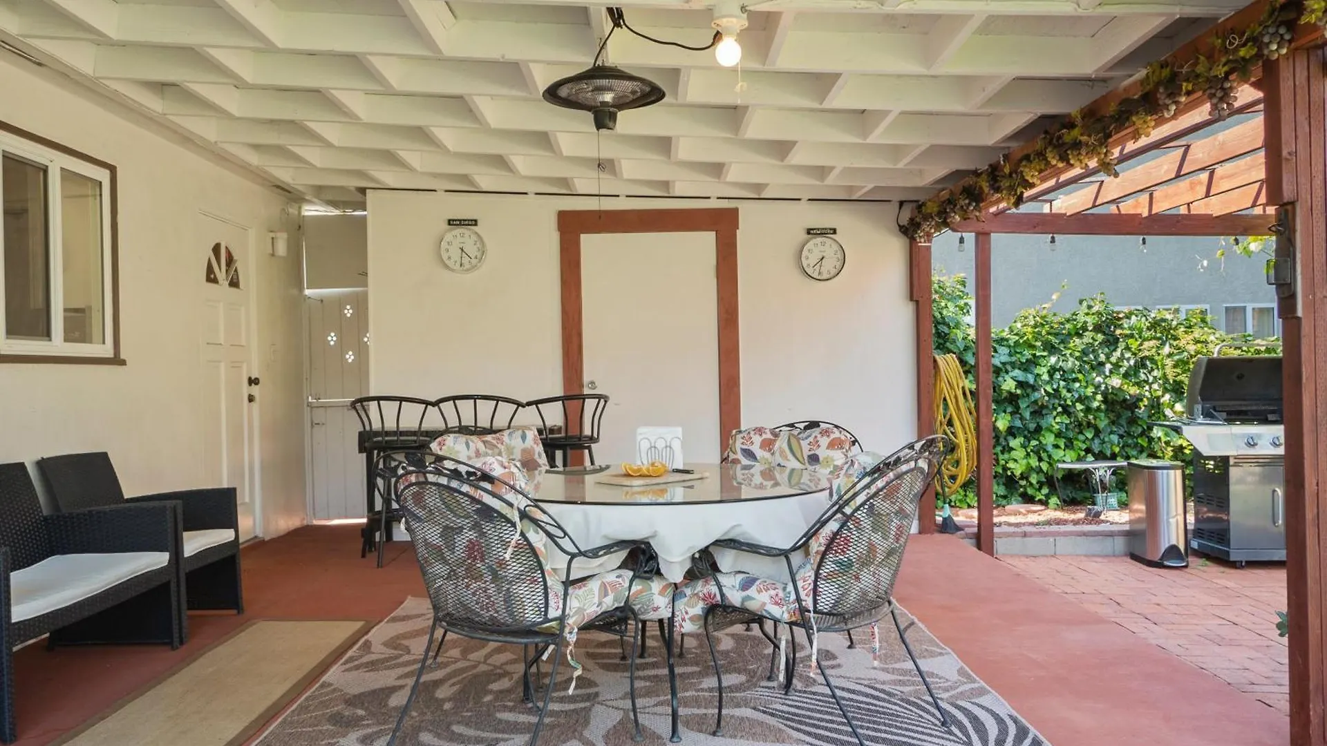 G2053 - Bay Park Garden Paradise Holiday home *