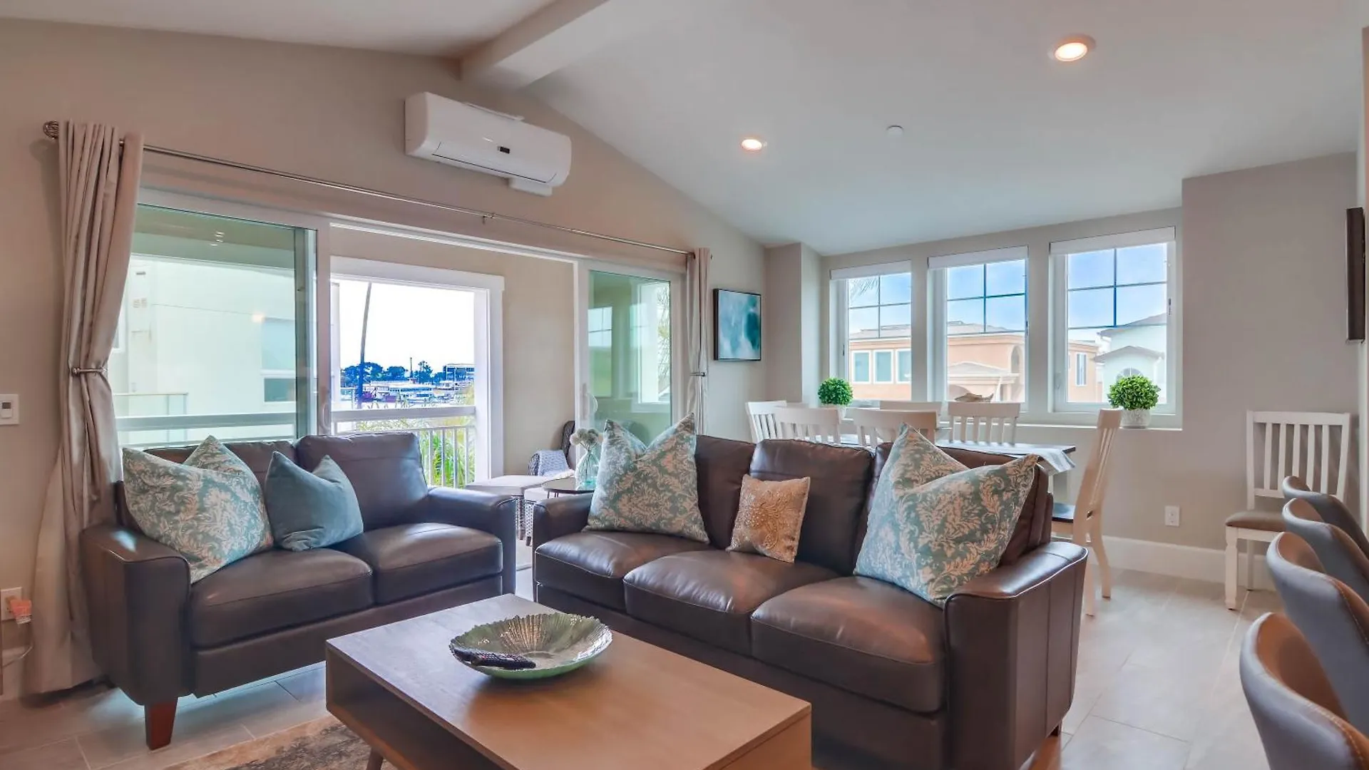 Bsc838 - Bay Dream * San Diego
