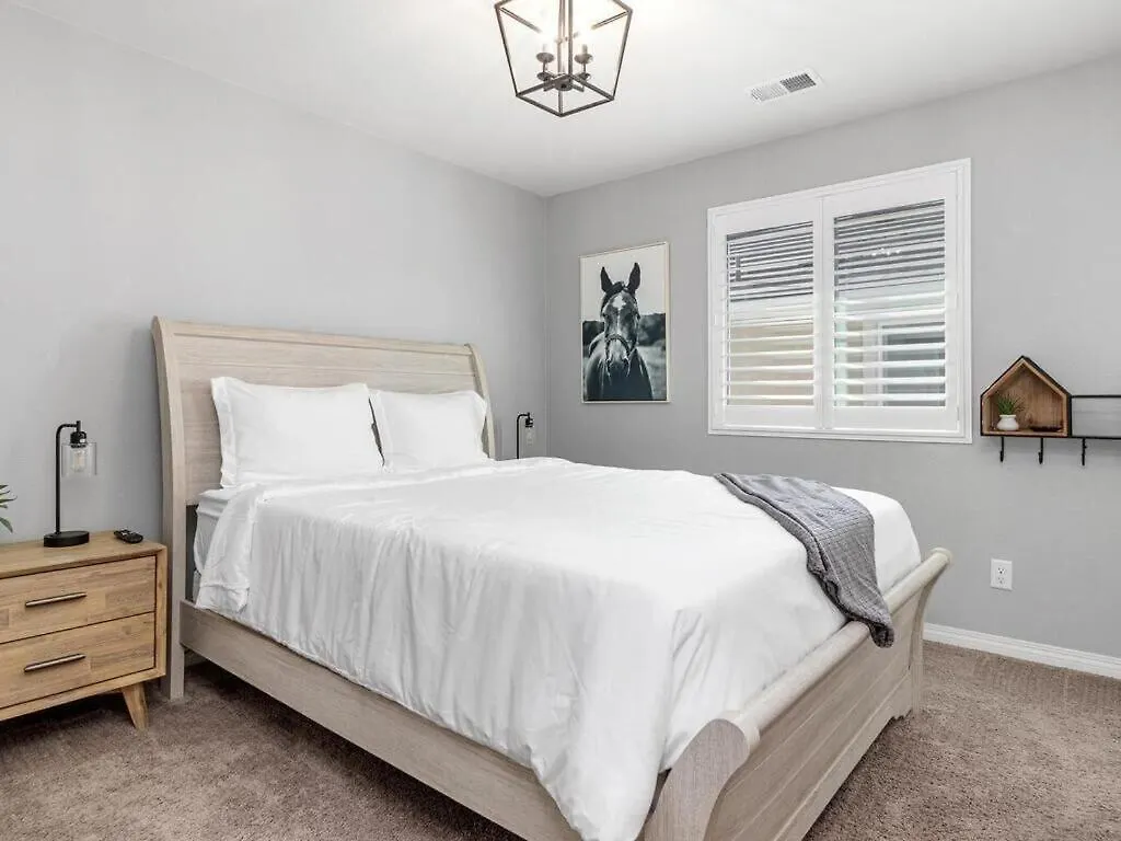 Need Is 4 Beds And A Luxury Yard San Diego