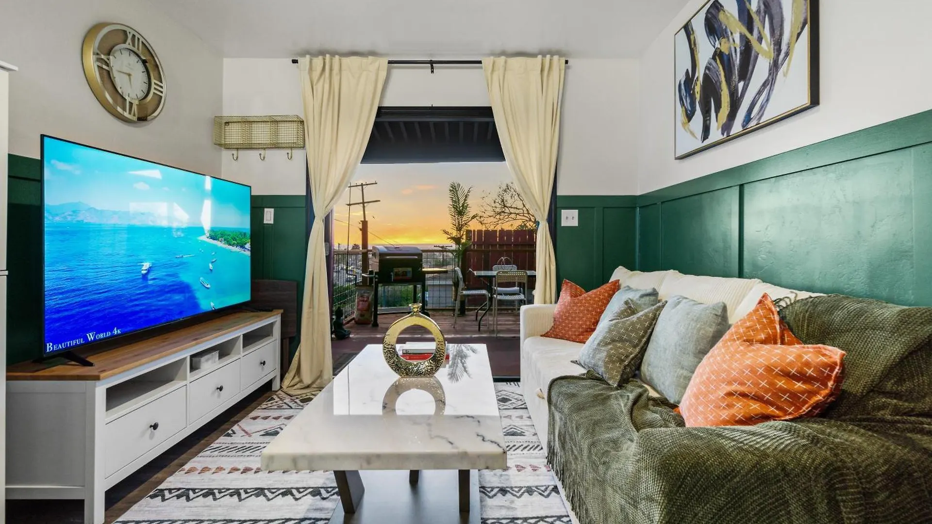 Casa de Férias Entire Private 1-bedroom With Hot Spa, 1 Gbps Wi-fi, Parking, View