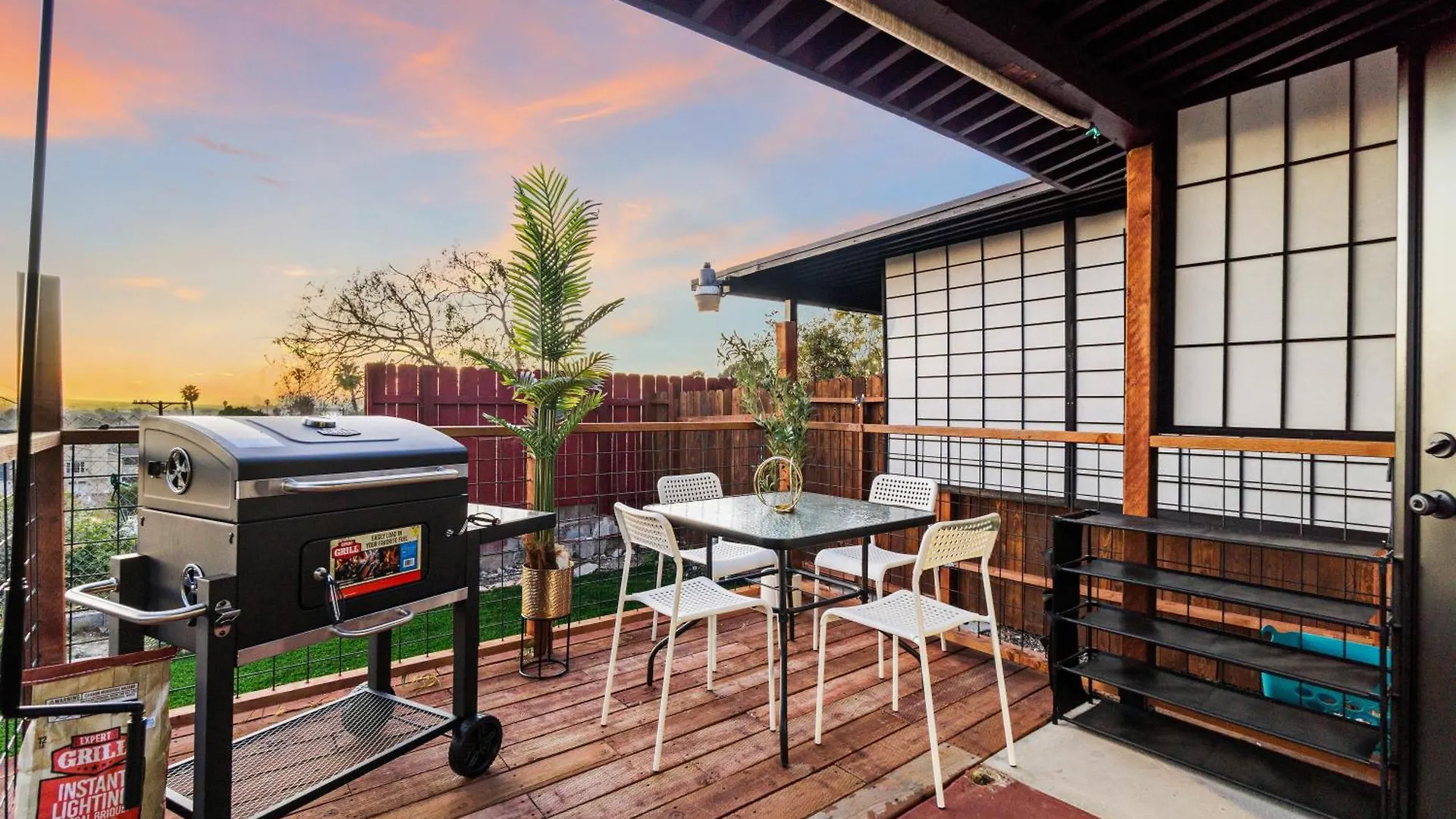 Entire Private 1-bedroom With Hot Spa, 1 Gbps Wi-fi, Parking, View *