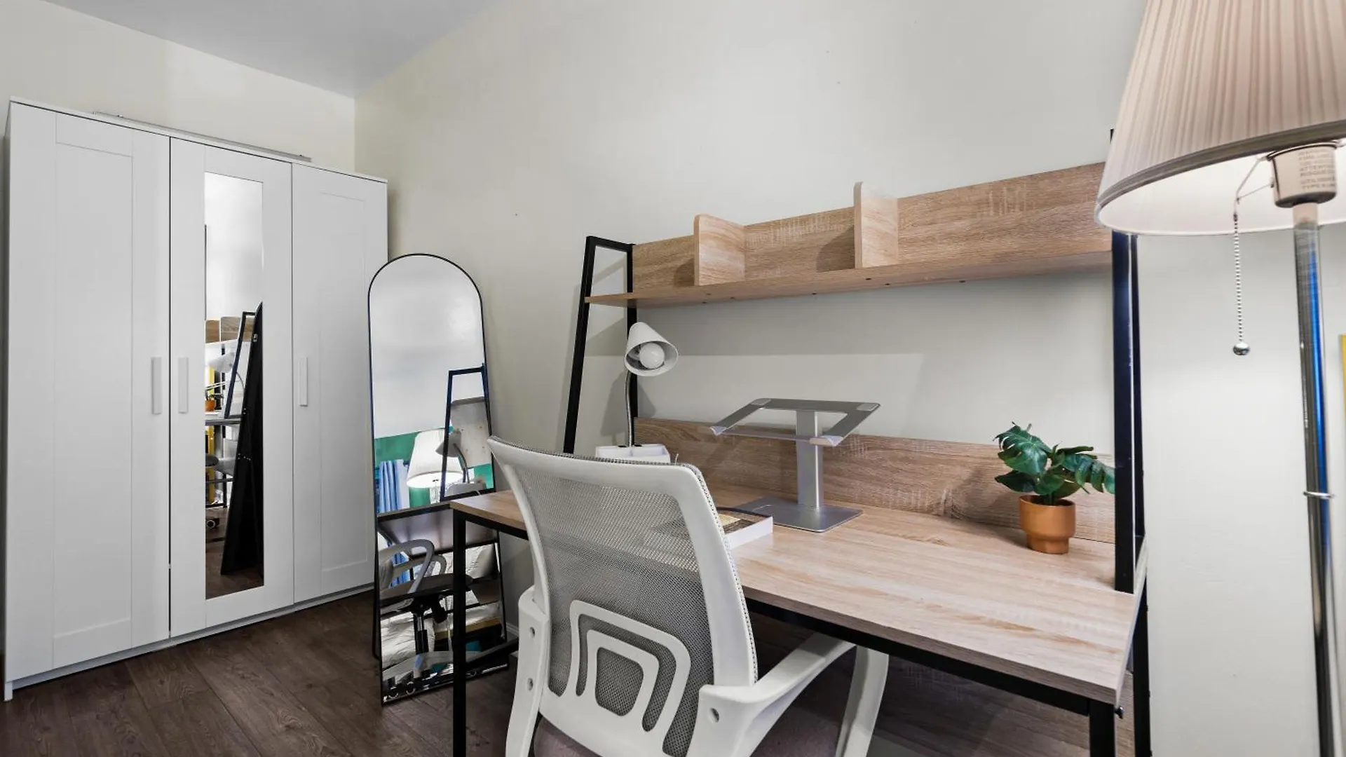 Entire Private 1-bedroom With Hot Spa, 1 Gbps Wi-fi, Parking, View Casa de Férias *