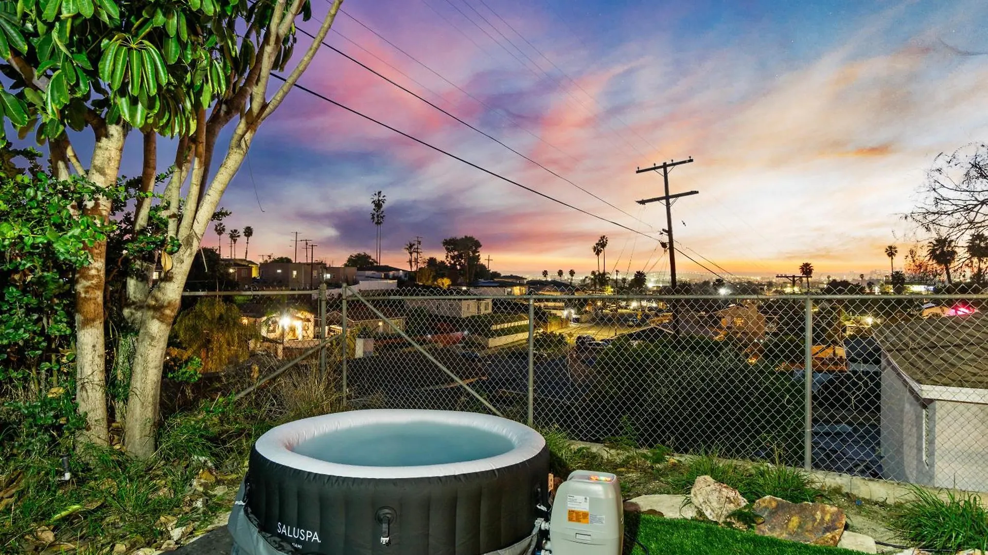Entire Private 1-bedroom With Hot Spa, 1 Gbps Wi-fi, Parking, View * San Diego