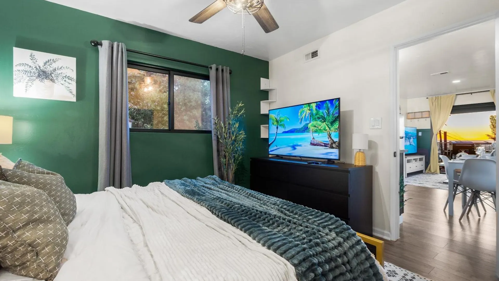 Entire Private 1-bedroom With Hot Spa, 1 Gbps Wi-fi, Parking, View * San Diego