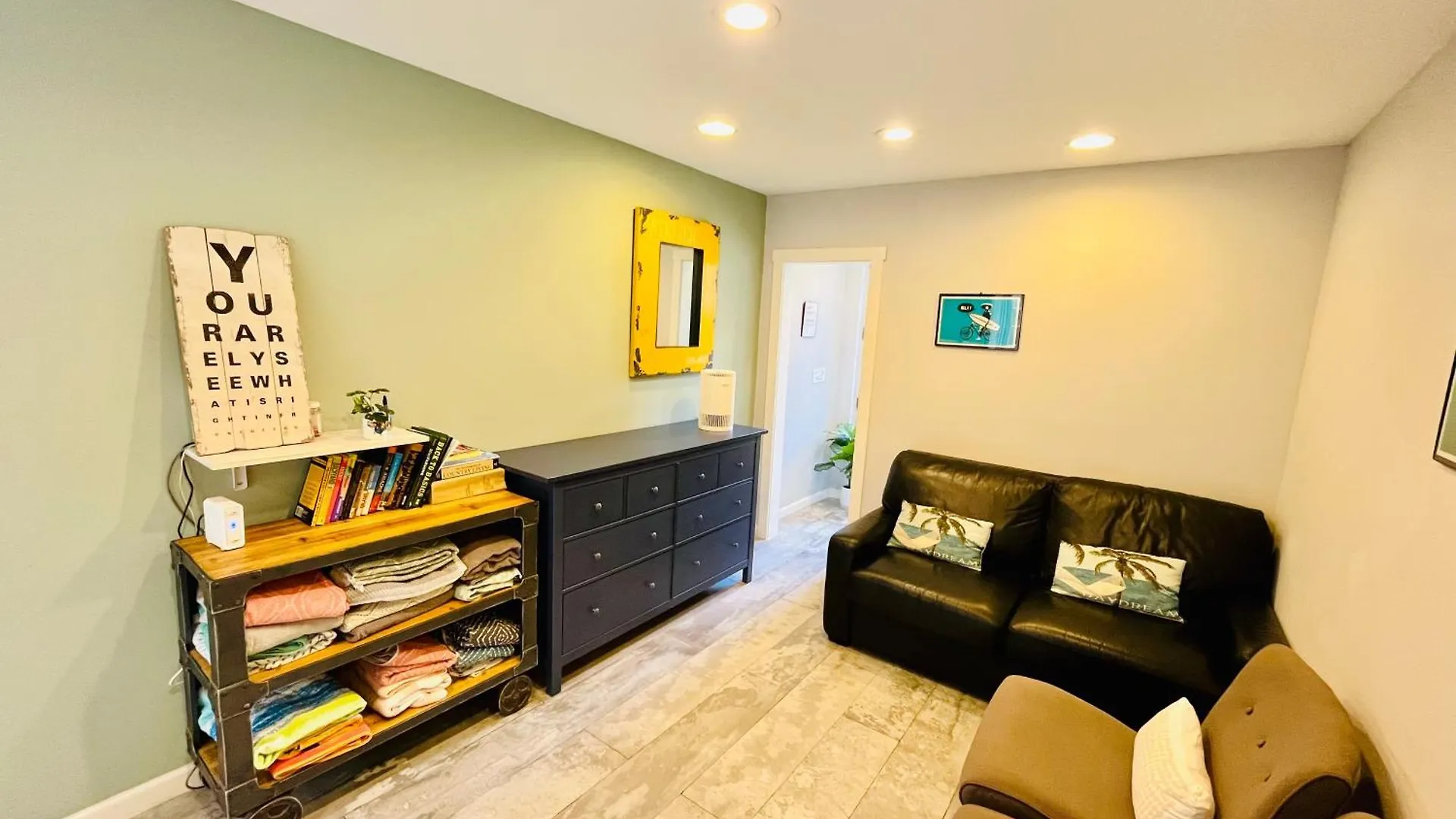 Σπίτι διακοπών Private Room2 Own Entry Shared Bath One Guest Walk To Ucsd