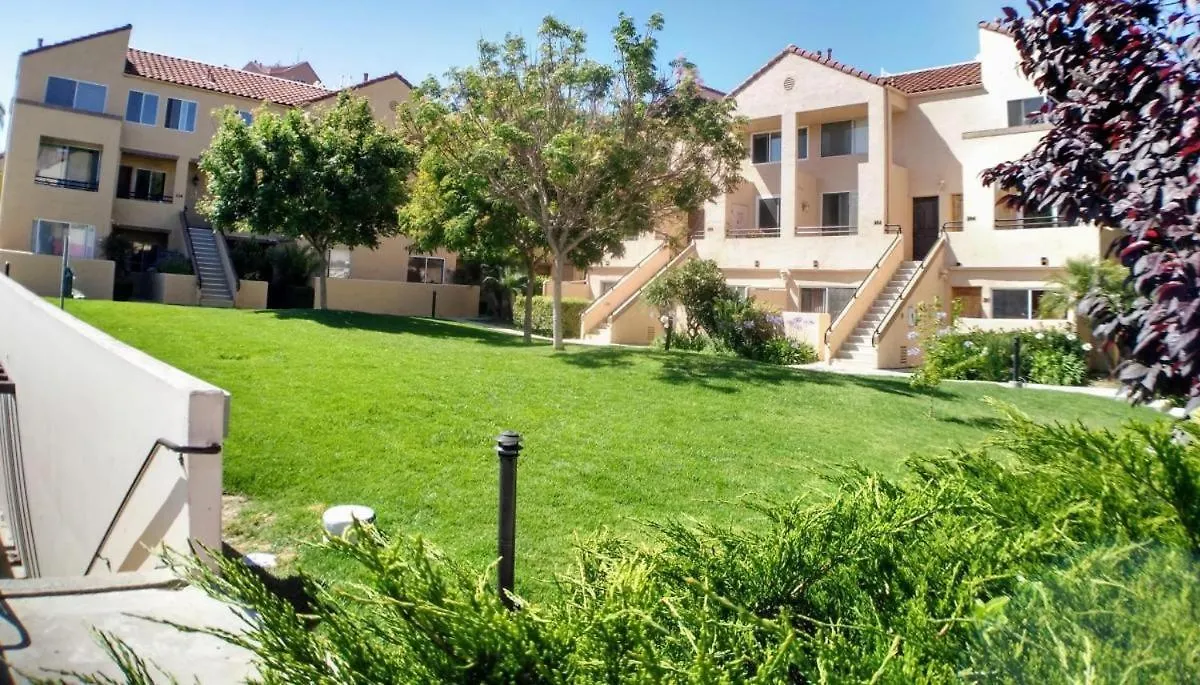 New Corner 2-story One Bedroom Venetian Vacation La Jolla Luxury Furnished Near And Utc Mall San Diego