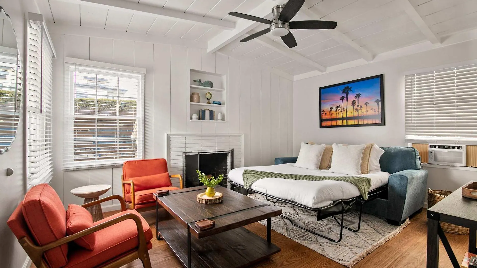 Seaside 1br Steps To Windansea & Peek Views