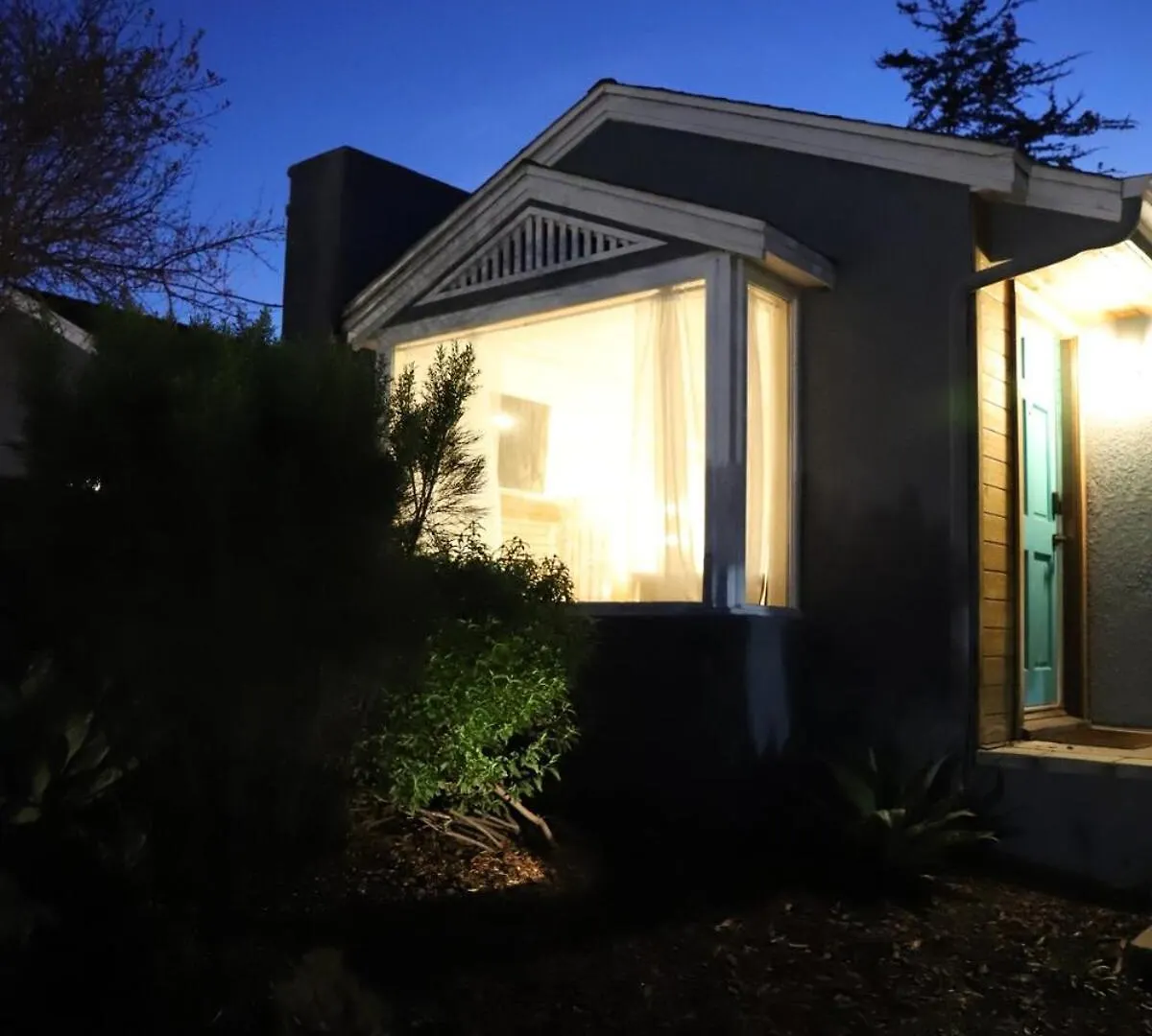 Modern Retro Close To Dt, Zoo, Parking, Hot Tub San Diego