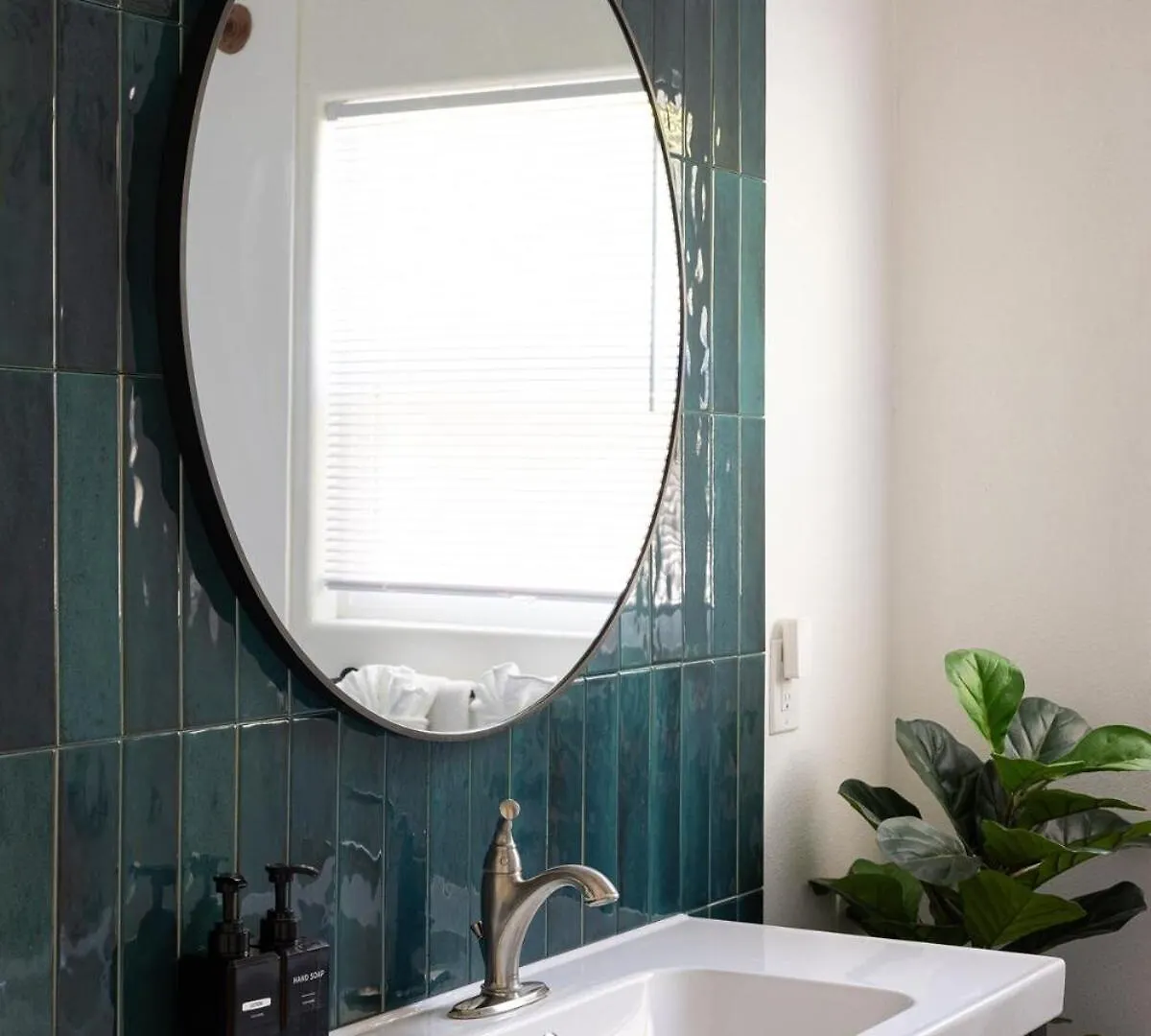 Holiday home Modern Retro Close To Dt, Zoo, Parking, Hot Tub