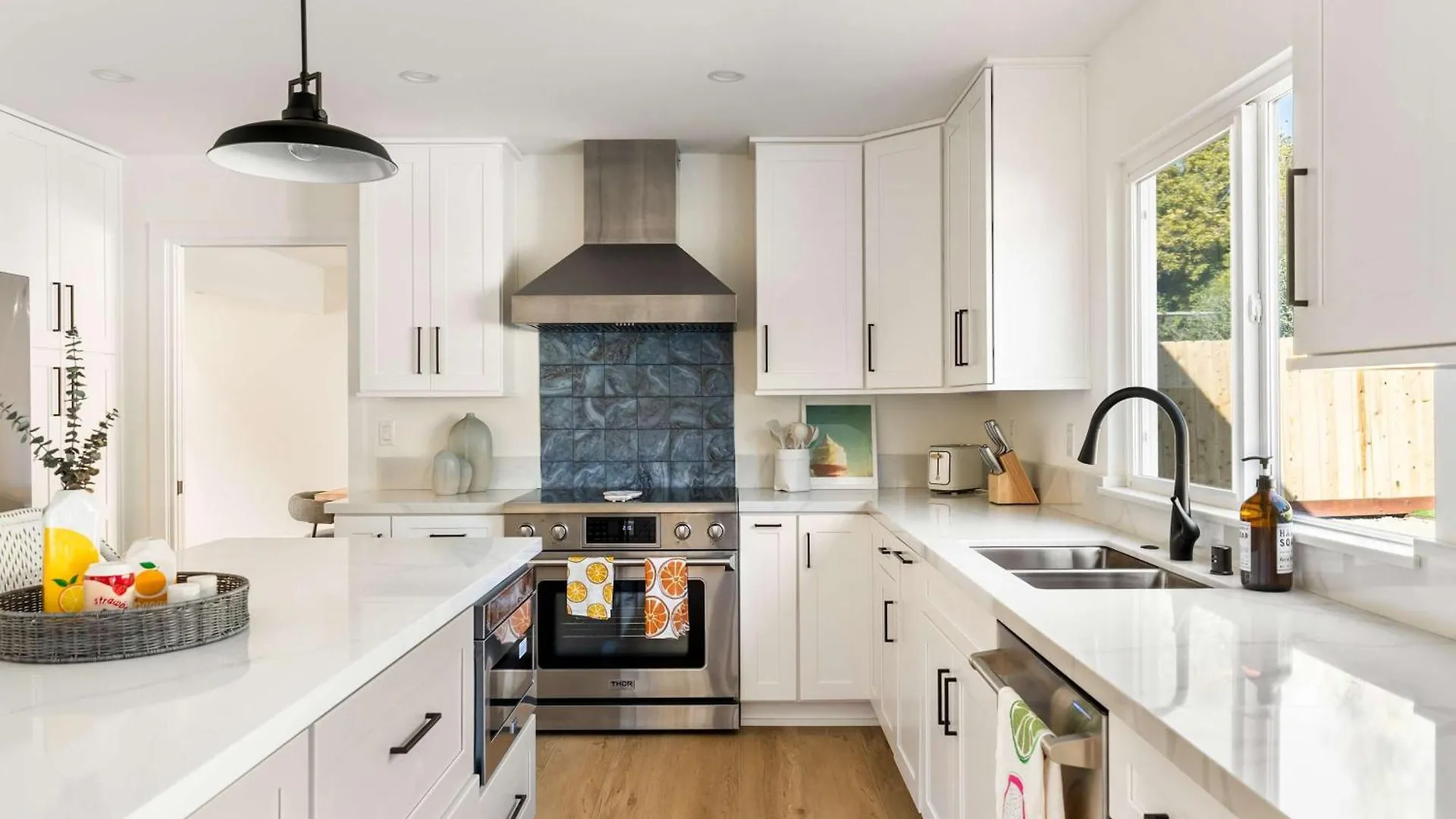 Holiday home Luxury 5-bedroom Family In La Jolla Minutes To The Ocean Sleeps 14 San Diego