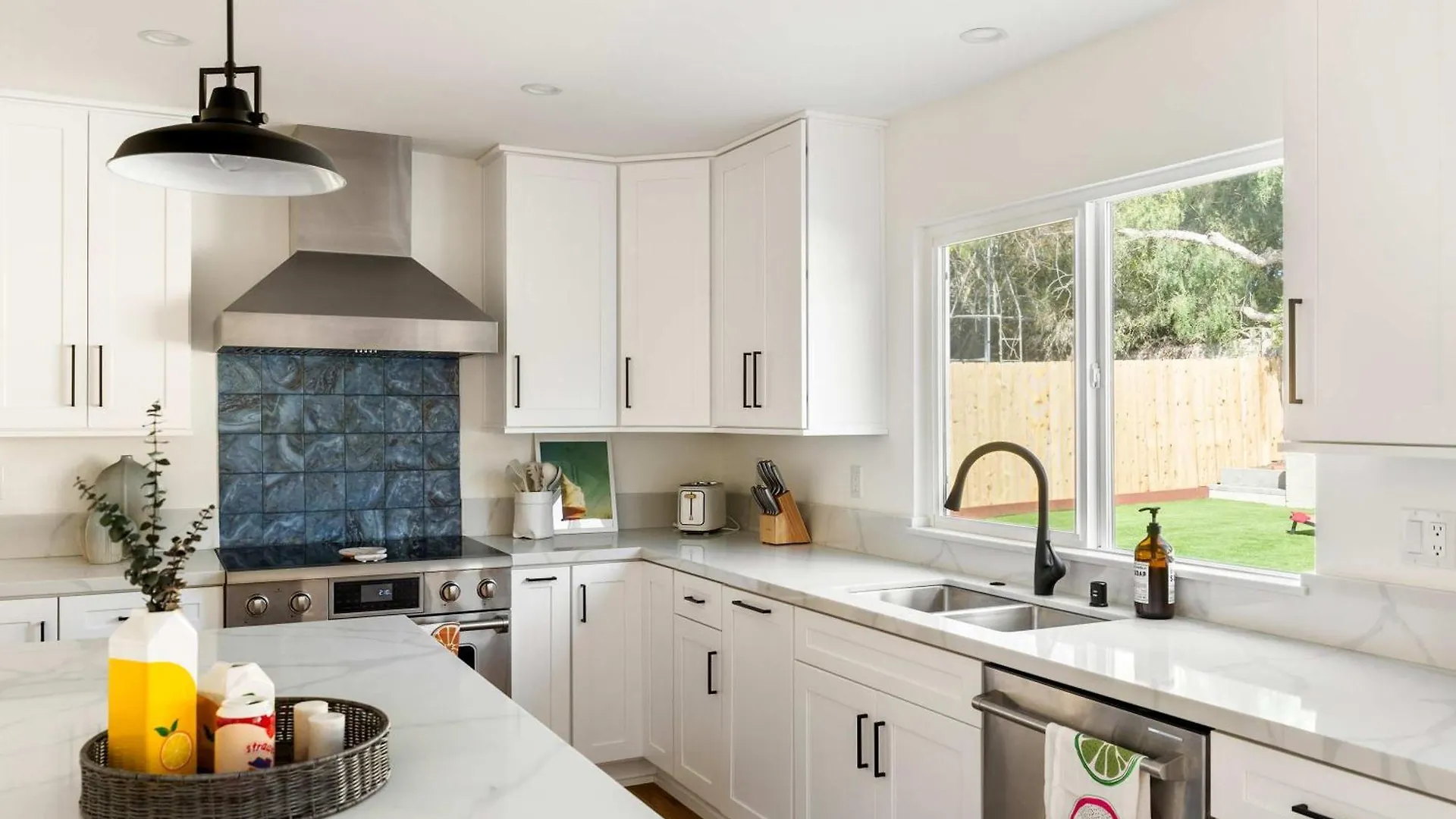 Luxury 5-bedroom Family In La Jolla Minutes To The Ocean Sleeps 14 San Diego