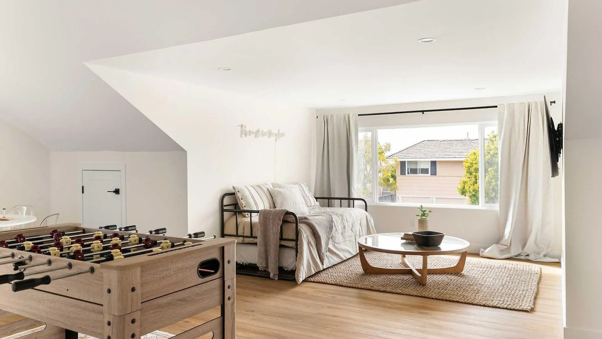 Luxury 5-bedroom Family In La Jolla Minutes To The Ocean Sleeps 14 Holiday home *