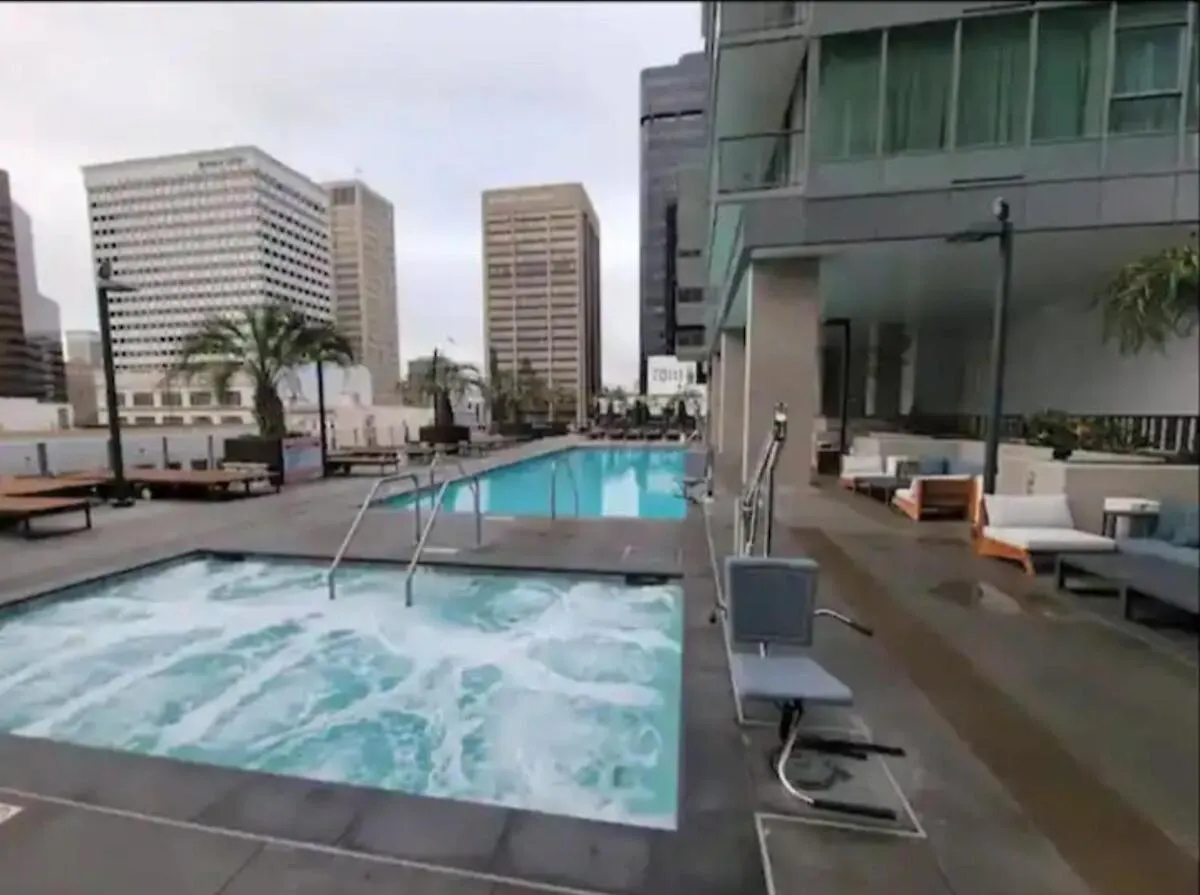 Apartment Chic 2 Bedroom Near Petco Park Convention Center