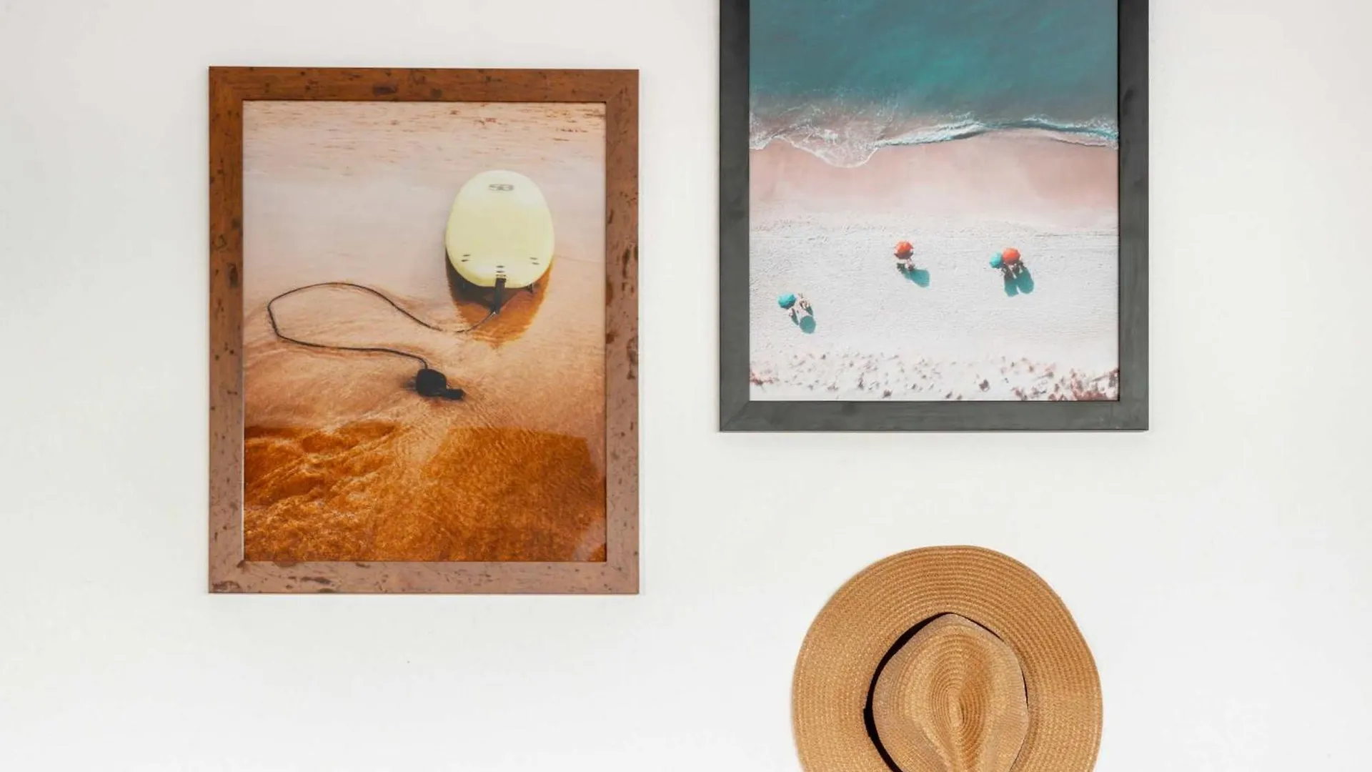 Walk To The Stylish Coastal Retreat Holiday home *