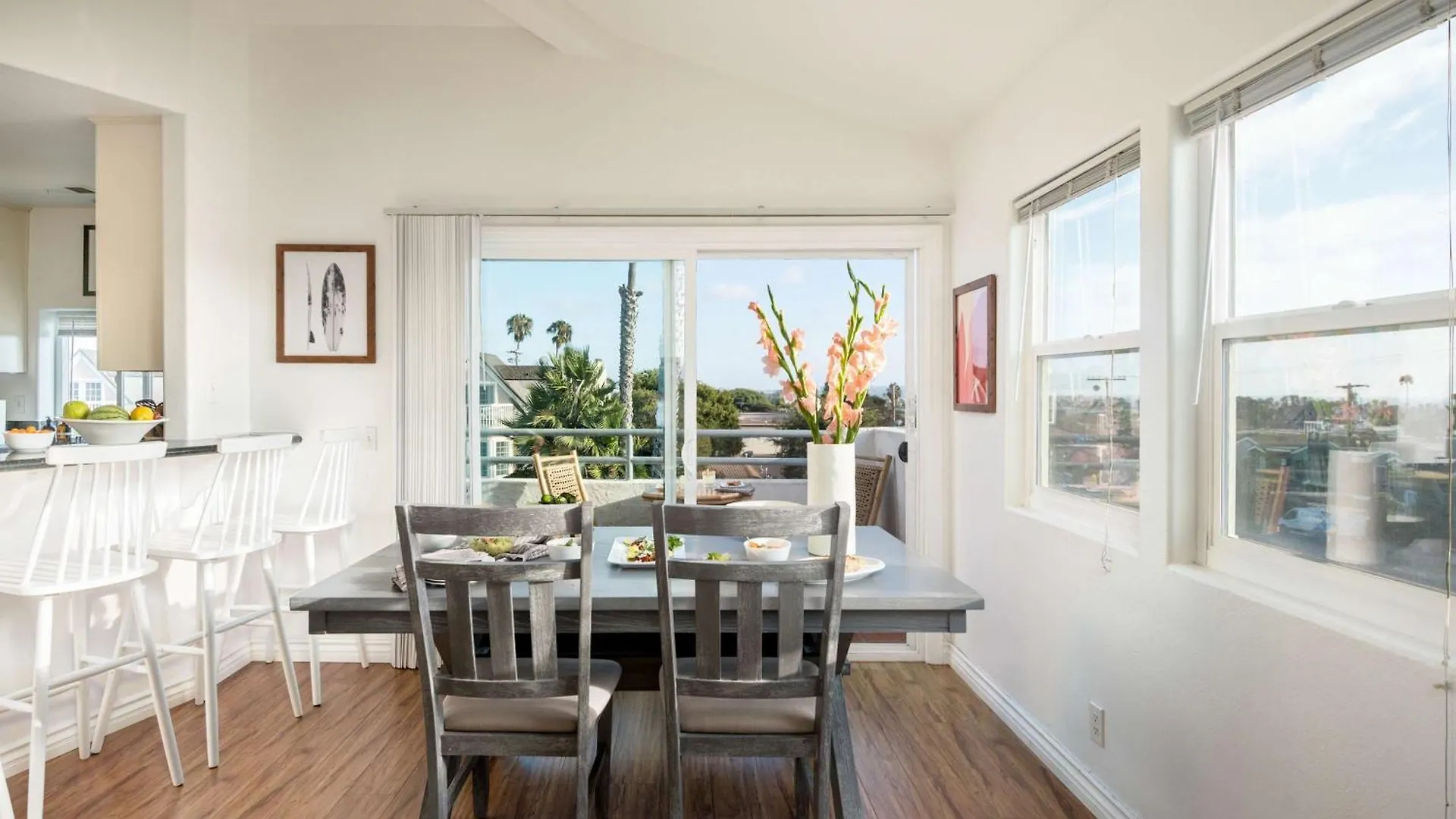 Walk To The Stylish Coastal Retreat *