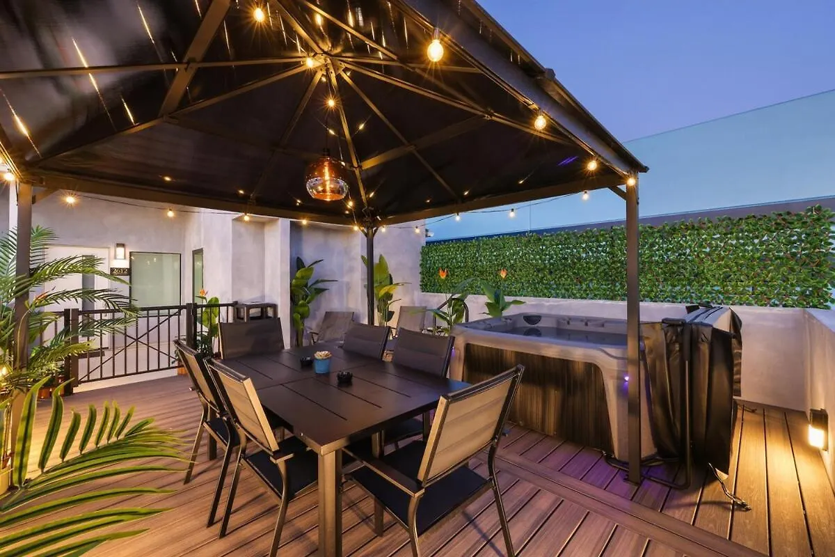 Harborside 04 With Hot Tub And King Bed * San Diego