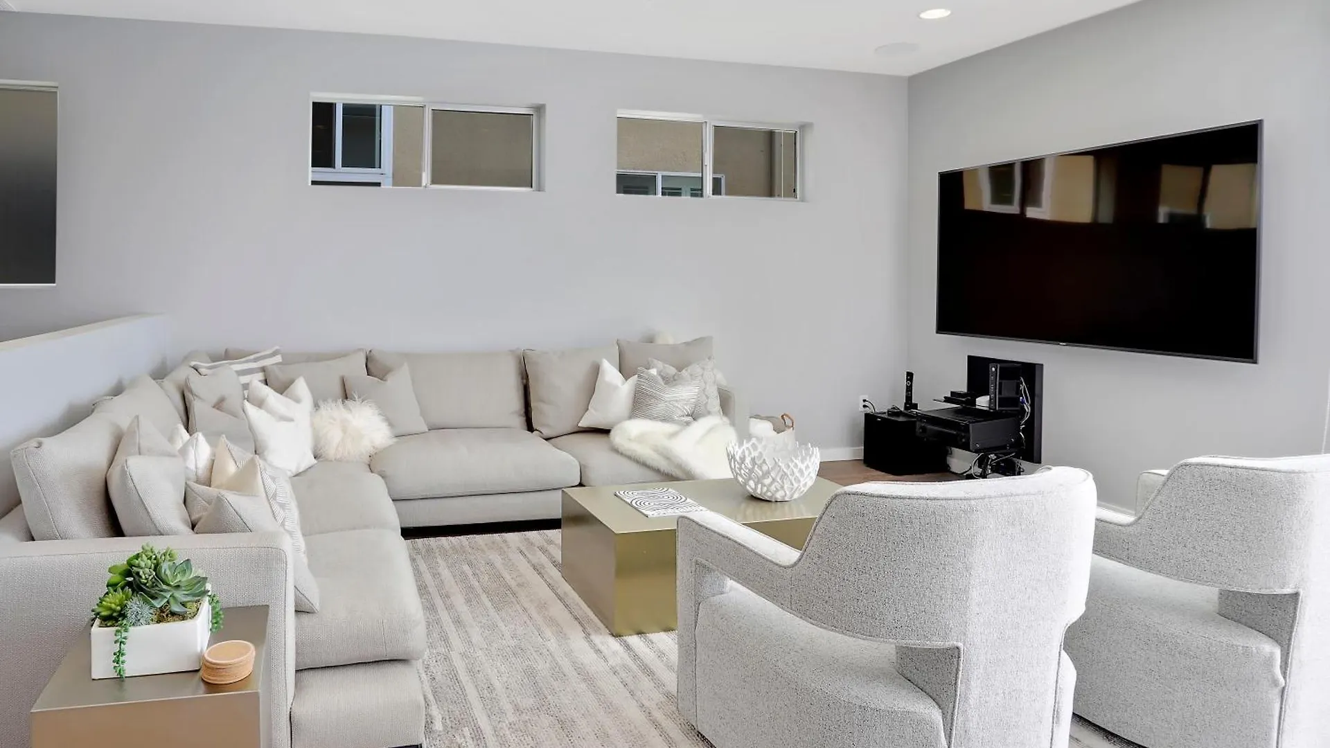 H3920 - Haines Heaven Holiday home *