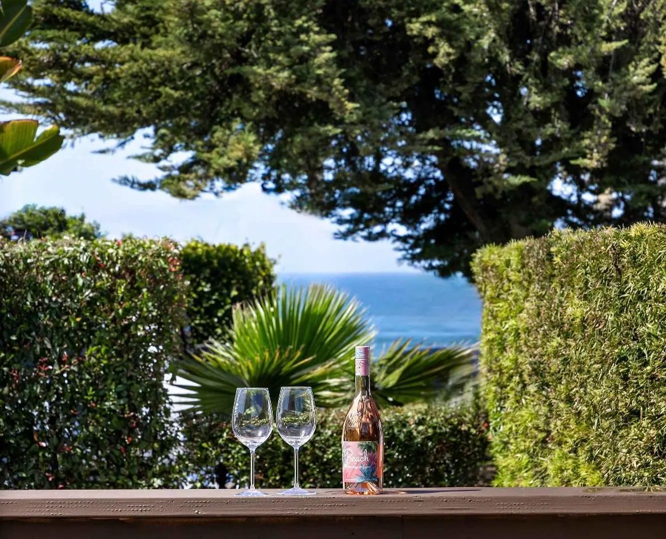 Seaside 1br Steps To Windansea & Peek Views San Diego