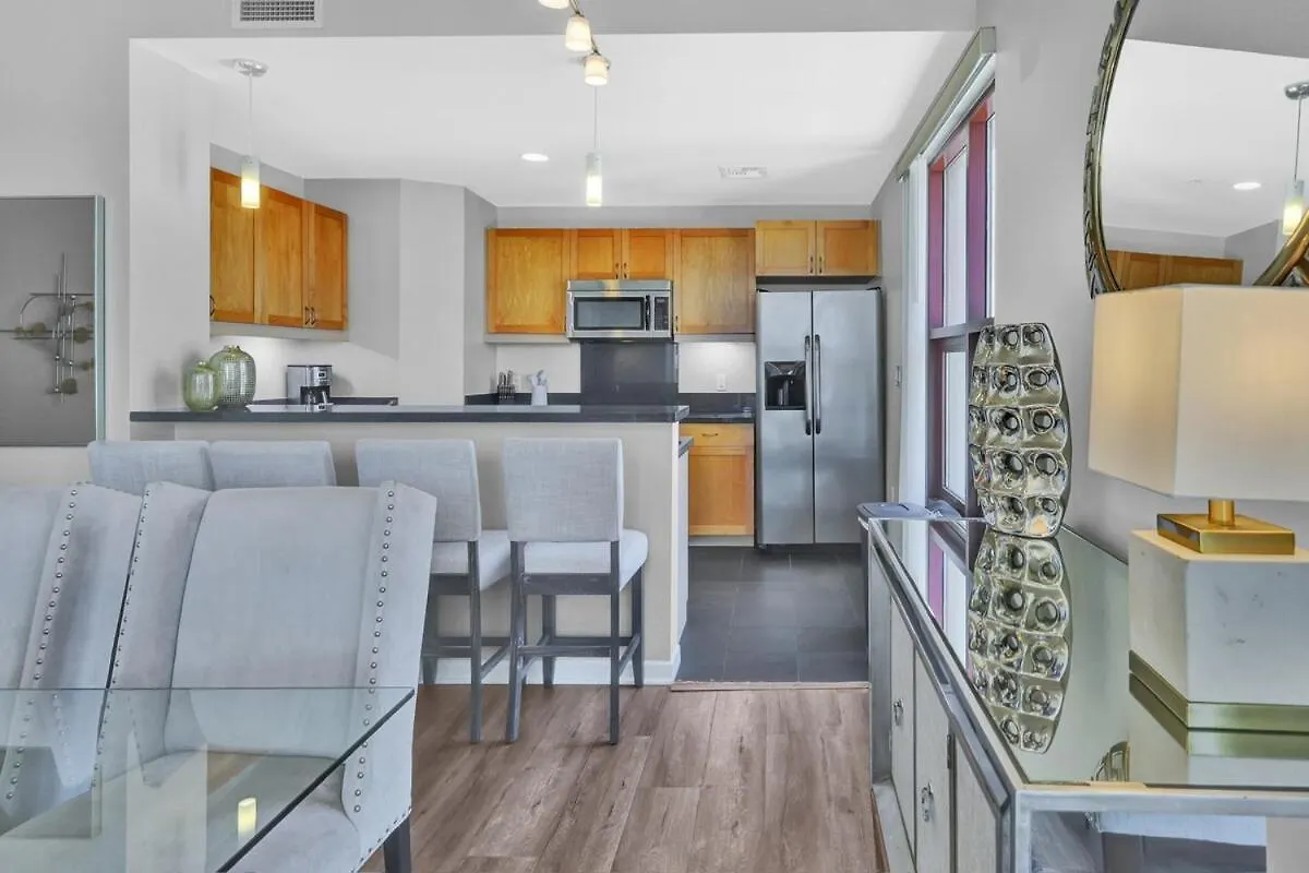 Apartment Gaslamp 2 Bed Penthouse Petco Park Convention Ctr *