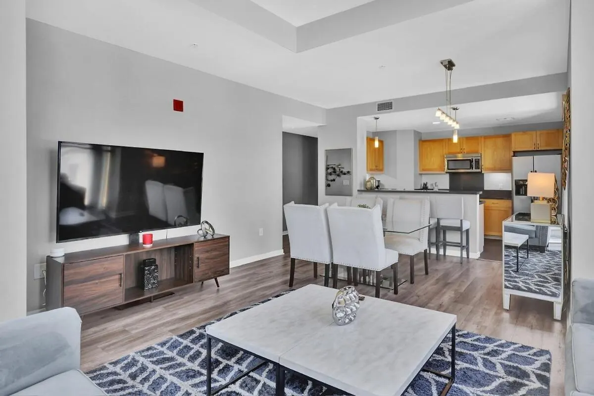 Gaslamp 2 Bed Penthouse Petco Park Convention Ctr Apartment *