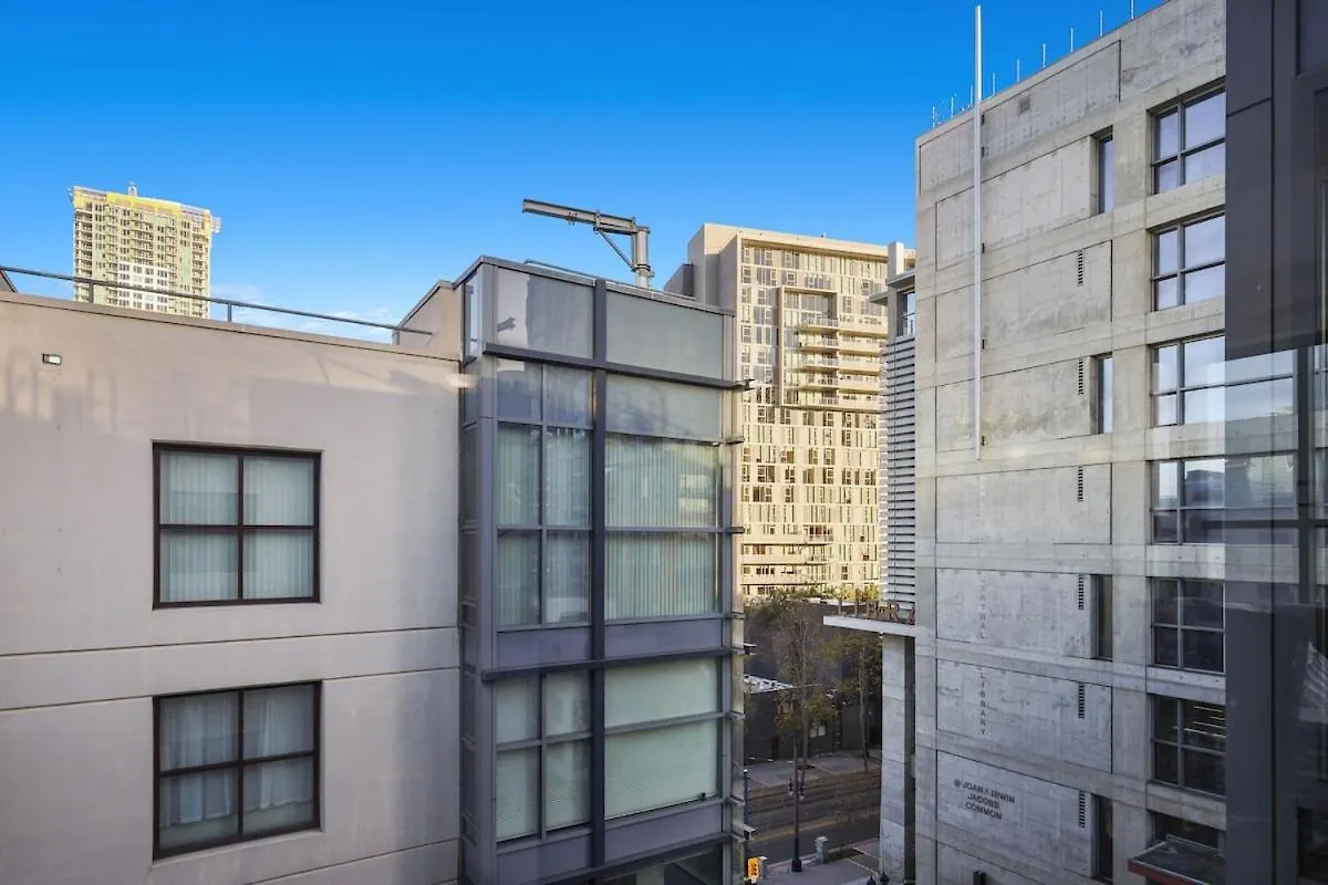 Gaslamp 2 Bed Penthouse Petco Park Convention Ctr Apartment *