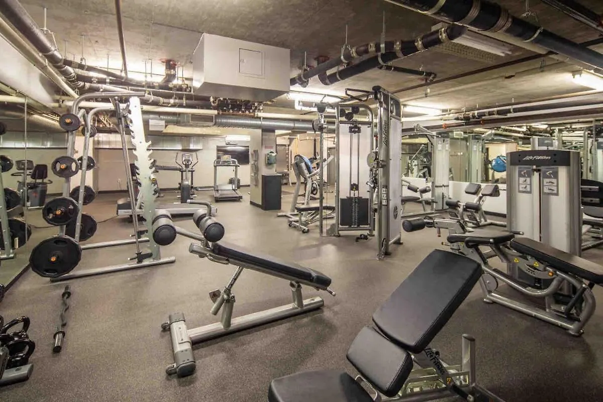 Gaslamp 2 Bed Penthouse Petco Park Convention Ctr