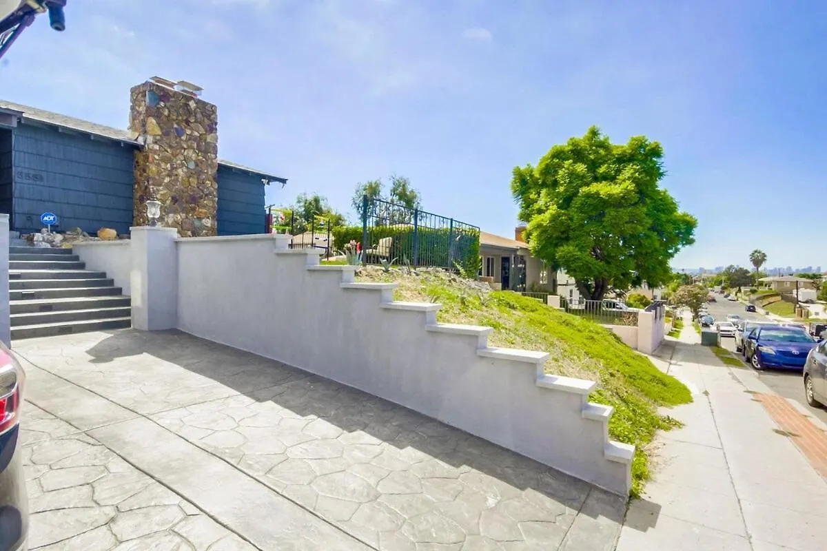 Сasa de vacaciones Entire Private Luxury 3-bedroom W Gated Yard, 100 Inch Tv, 1 Gbps Wifi