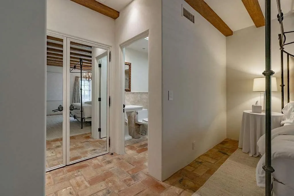 Fairbanks Ranch 9br Compound